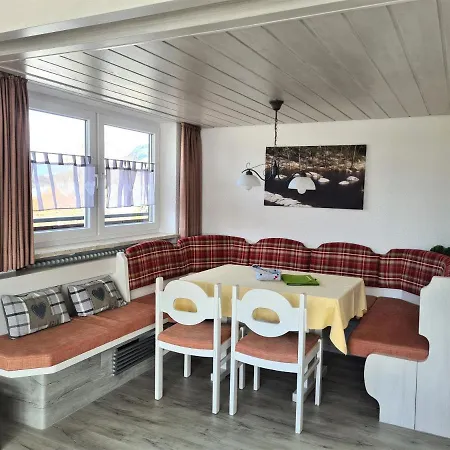Bergsonne B15 Montana Haus *
