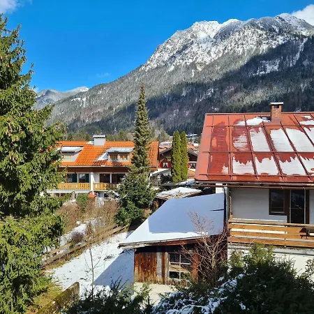 Bergsonne B15 Montana Haus דירה